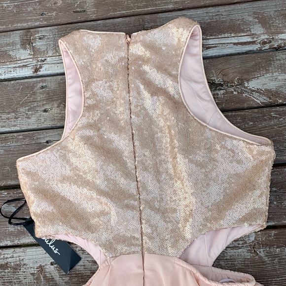 Lulu’s Matte Rose Gold Sequin Dress - Picture 5 of 8